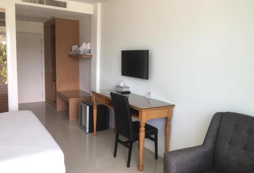 Люкс Вид на Бассейн, Clear House Resort   Sha Extra Plus