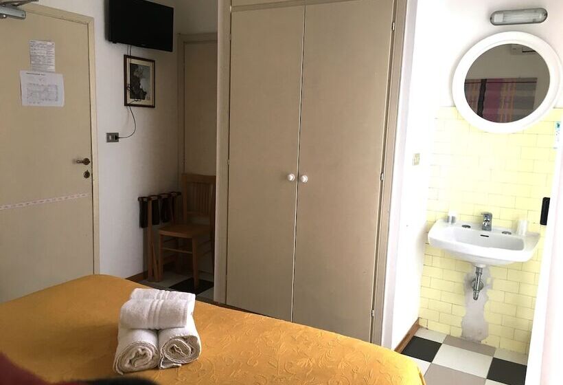 Номер Economy, B&b Nizza Riccione