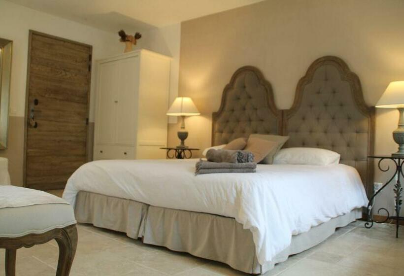 Номер Deluxe Кровать Кинг, Le Clos Bel Ami