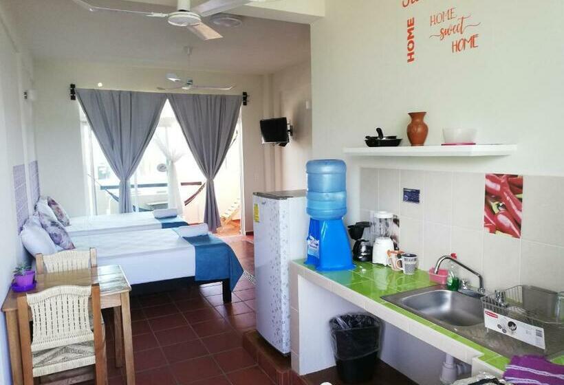 标准工作室带泳池景, Casa Puerto Bonito & Private Coworking