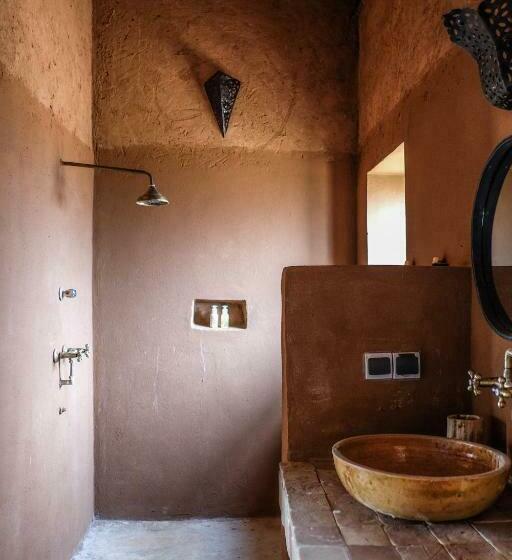 带阳台套房, Kasbah Aitisfoul