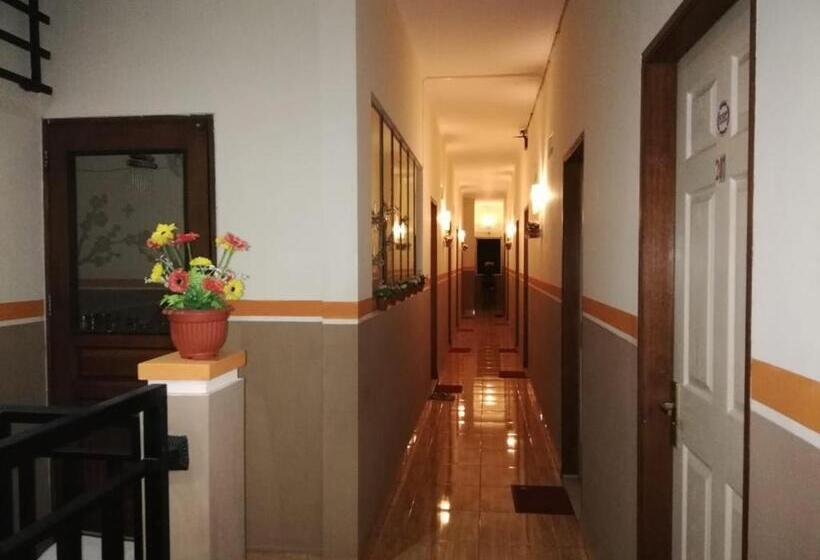 ファミリールーム, My Place Guest House Manado