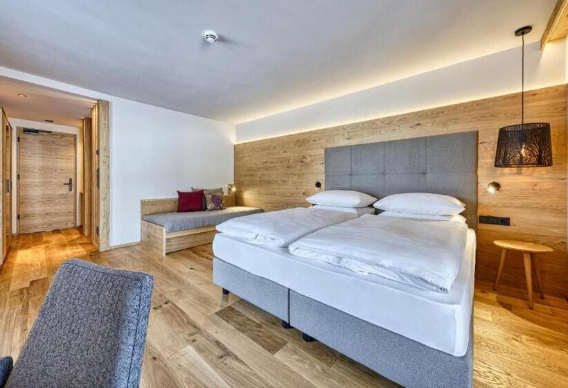 اتاق استاندارد با بالکن, Brunelle Seiser Alm Lodge