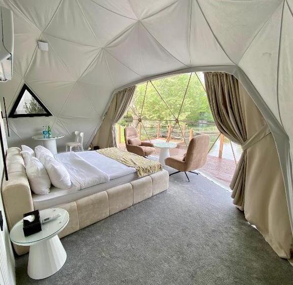 بانگلوی استاندارد, Gabala Yengice Thermal Resort