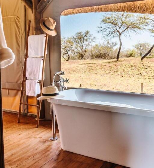 Standard Tent, Jbay Zebra Lodge