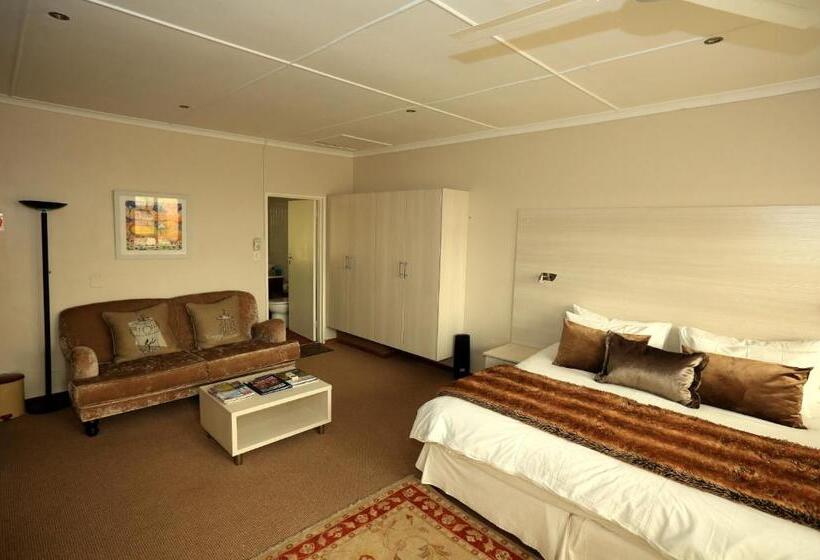 Deluxe Suite King Bed, Hazelwood House