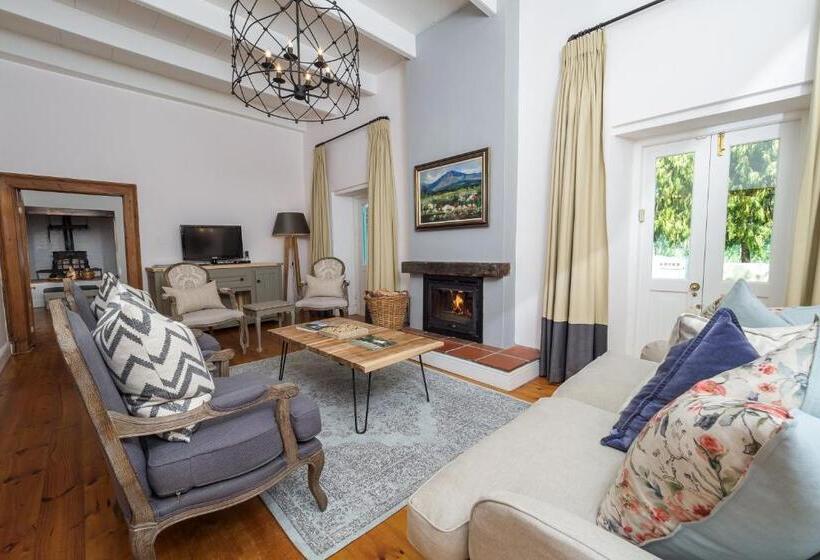 Вилла 1 Спальня, Auberge Clermont