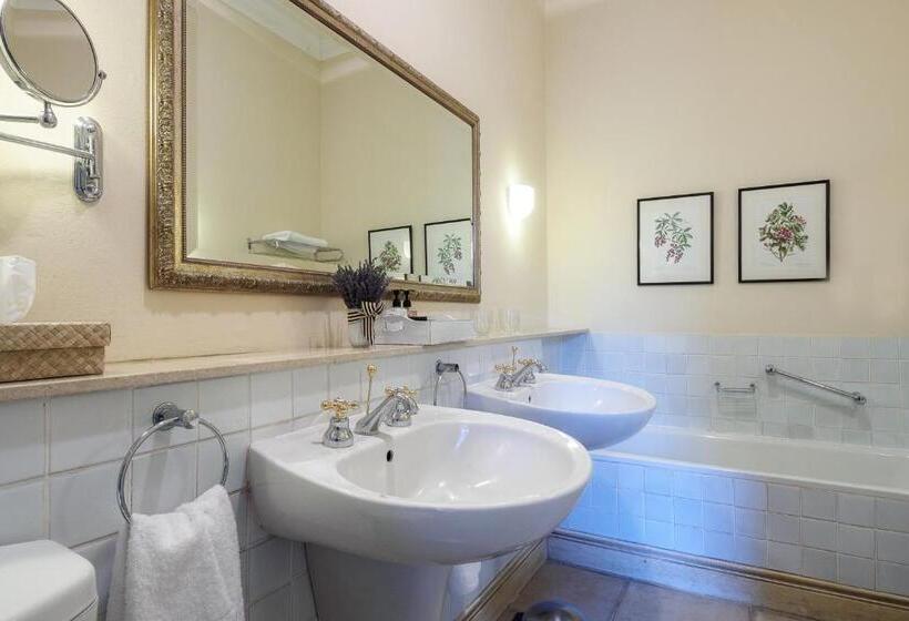Номер Стандарт, Auberge Clermont