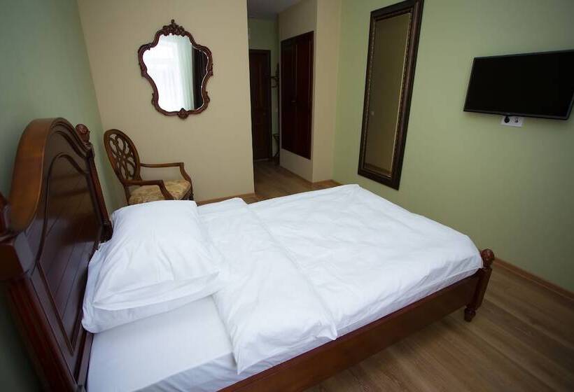 اتاق اکونومی یک تخته, Boutique Hotel Stolica