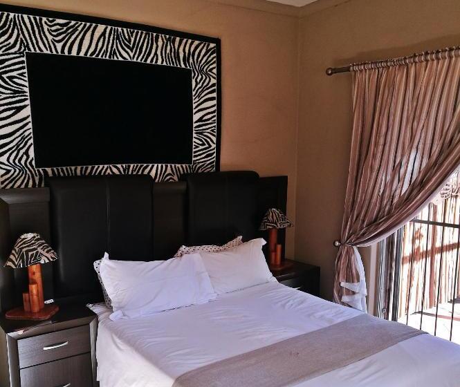 Номер Deluxe, Safari Travelodge