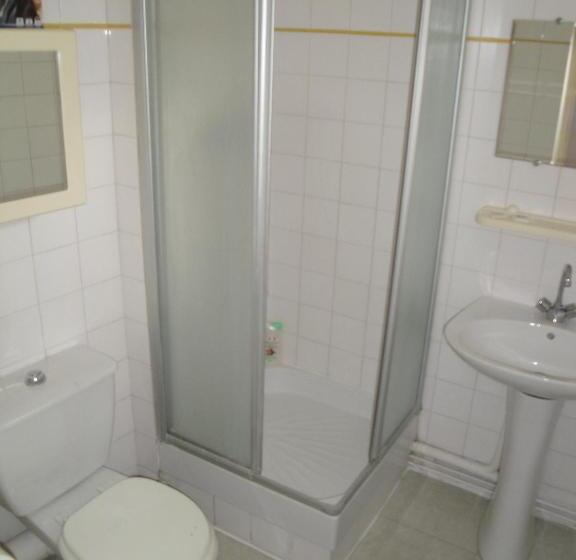 דירת חדר, Residence Meublee Services