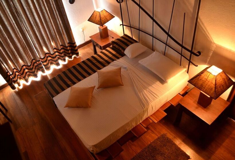 Апартаменты Deluxe 1 Спальня, Thotupola Lakeside Resort