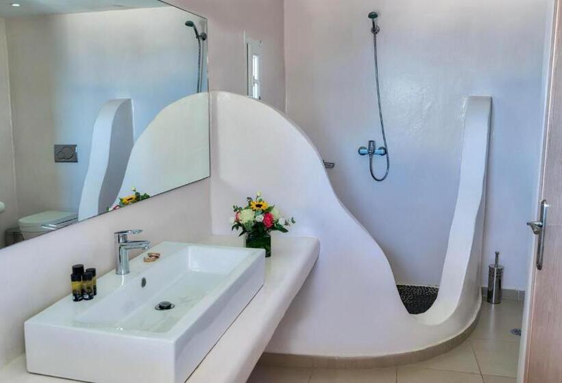 חדר דלוקס עם מרפסת נוף לים, Withinn Mykonos Suites