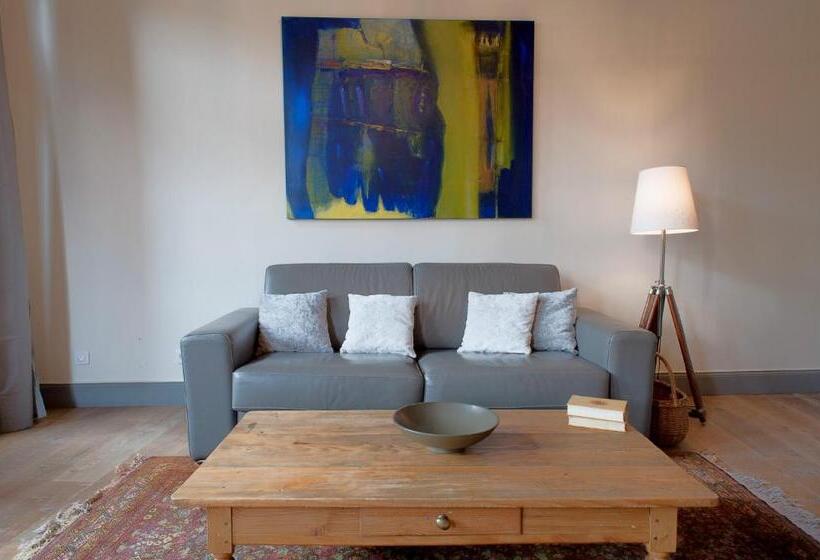 חדר משפתחתי סופריור, La Maison Debourg