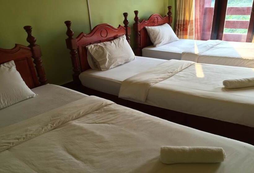 Номер Стандарт Трехместный, Popular View Guesthouse