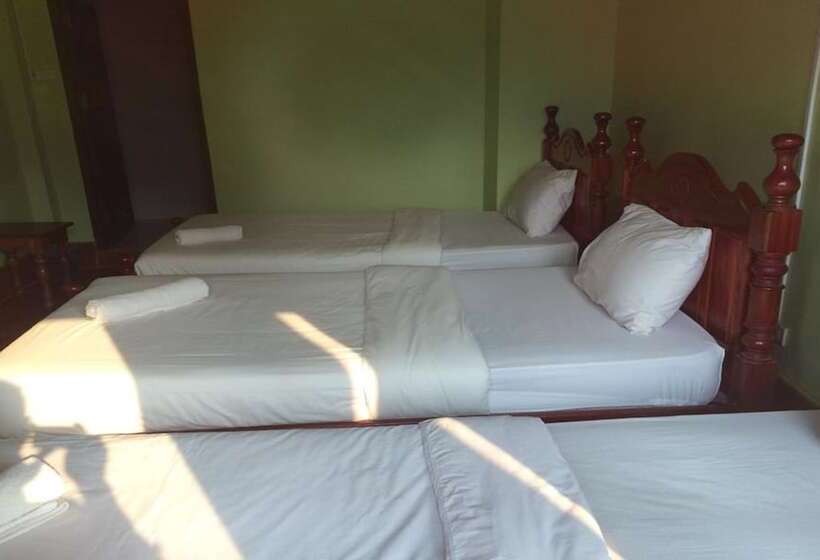 Номер Стандарт Трехместный, Popular View Guesthouse