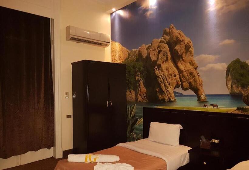 اتاق لوکس, Cairo Paradise