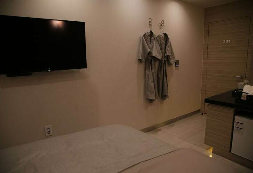 스탠다드 룸, Motel Some