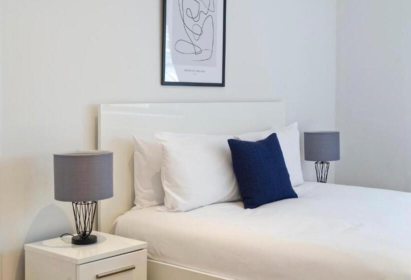 Апартаменты Superior 1 Спальня, Red Lion Court By City2stay