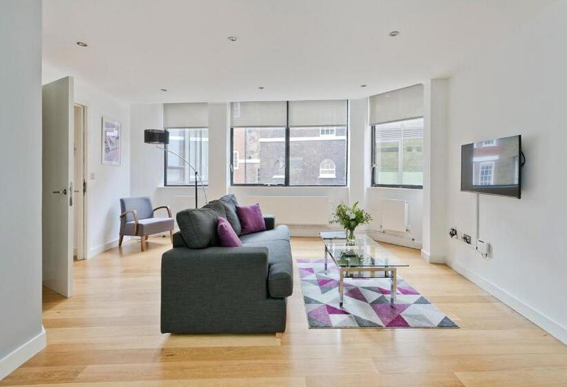 Апартаменты Superior 1 Спальня, Red Lion Court By City2stay