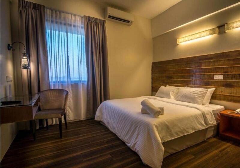 Номер Стандарт, Mandurah