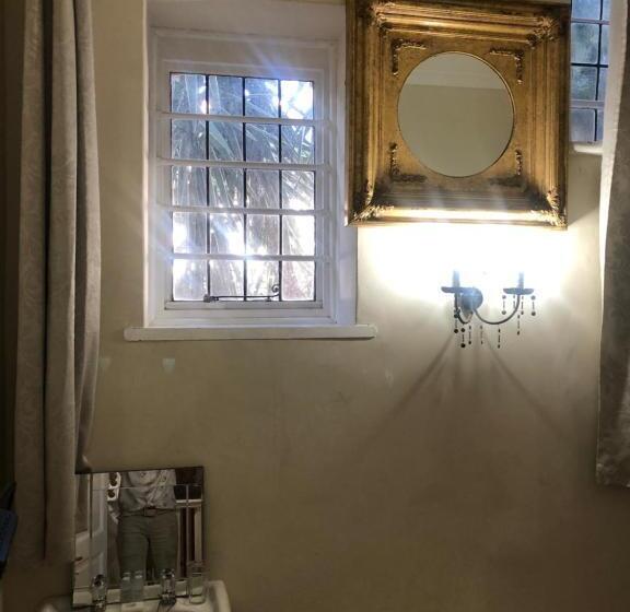 스탠다드 싱글 룸 공동욕실, Ashby Manor Guest House