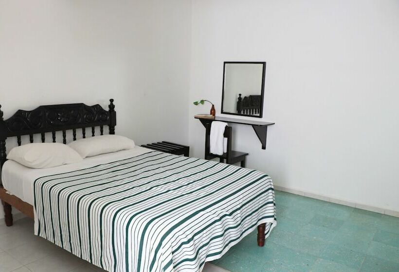 Quarto Estandar, La Quinta Santa Elena