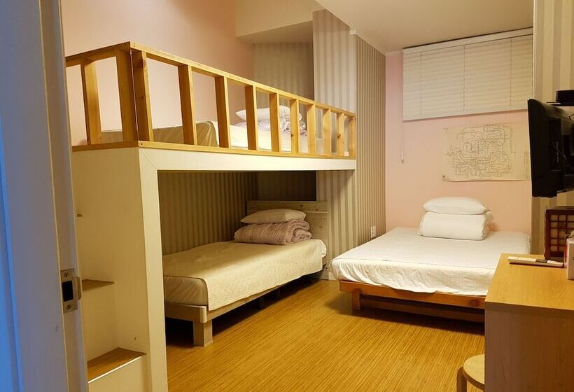 패밀리 룸, Mama Guesthouse Myeongdong