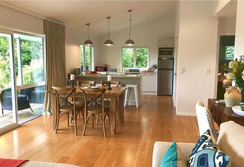 Номер Стандарт, Treghan Luxury Lodge