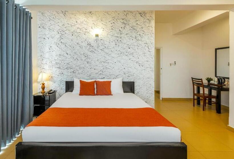 غرفة قياسية, Beverly Hills