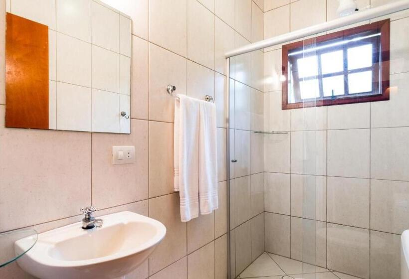 סוויטה, Pousada Recanto Montecarlo