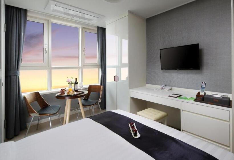 豪华工作室, Ever8 Serviced Residence
