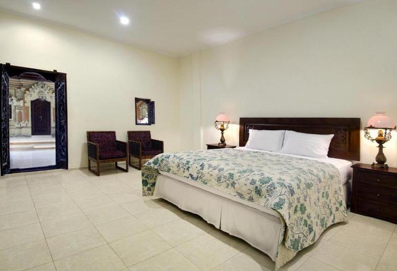 Quarto Superior, Teja Home Stay