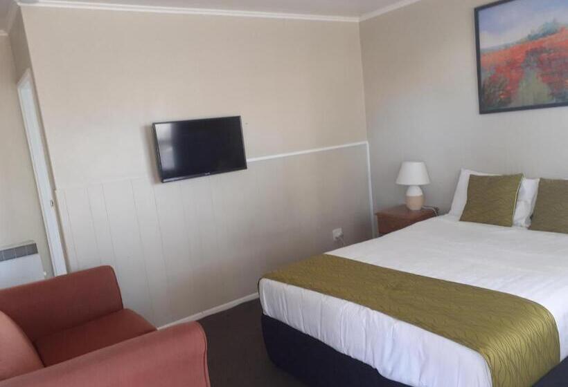 Апартаменты 1 Спальня, Fiesta Court Motel