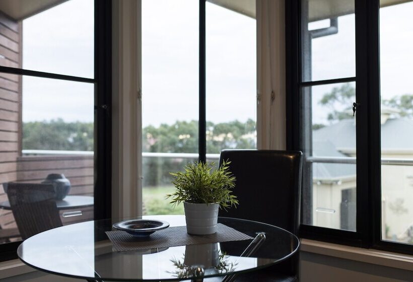 带1个卧室的豪华公寓, Hilltop Apartments Phillip Island   Adults Only