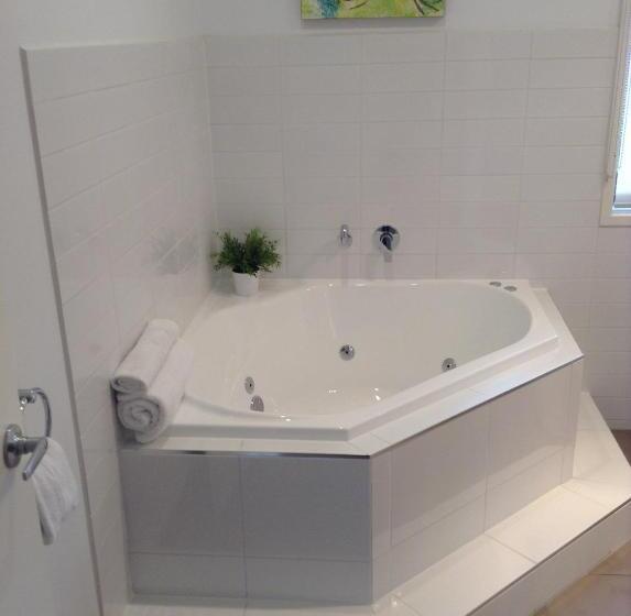豪华小屋, Hilltop Apartments Phillip Island   Adults Only