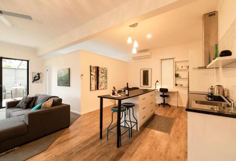 带1个卧室带花园景观的公寓, Hilltop Apartments Phillip Island   Adults Only