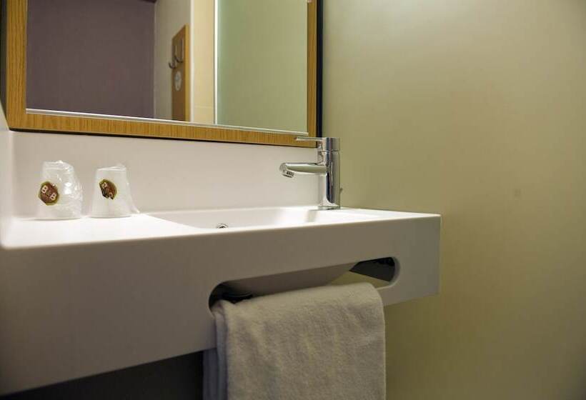 Номер Стандарт, B&b Hotel Aix En Provence Le Tholonet