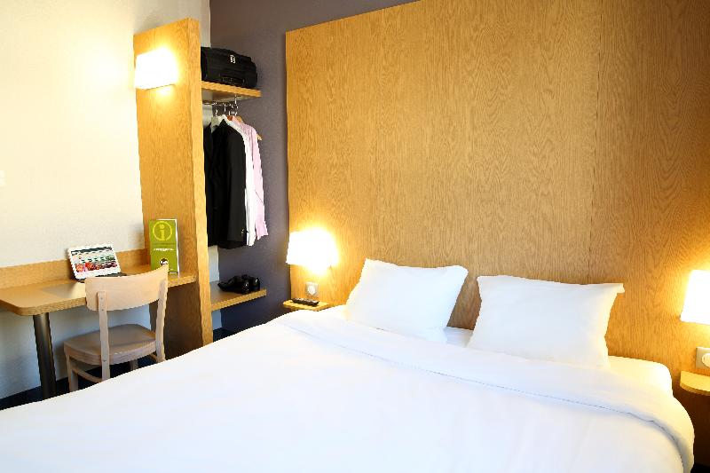 Номер Стандарт, B&b Hotel Aix En Provence Le Tholonet