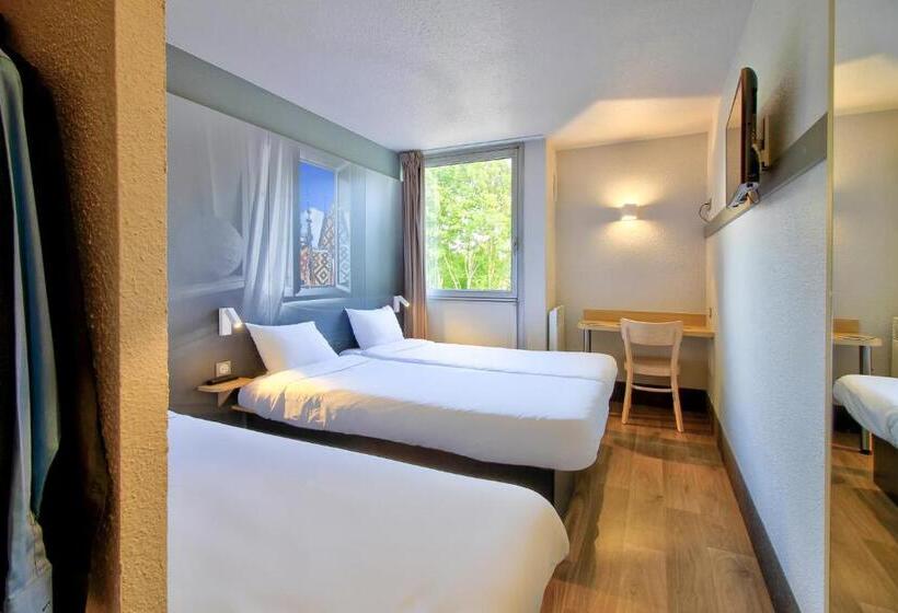 Pokój Trzyosobowy Klasyczny, B&b Hotel Beaune Sud 1 Palais Des Congrès