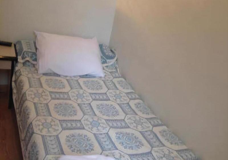 Standard Single Room, Le Milan