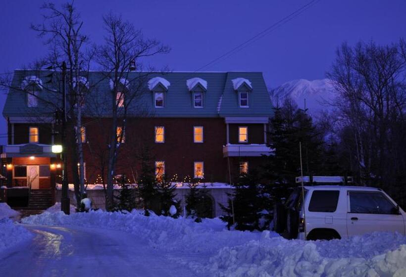 标准三人间共用浴室, Niseko Freedom Inn