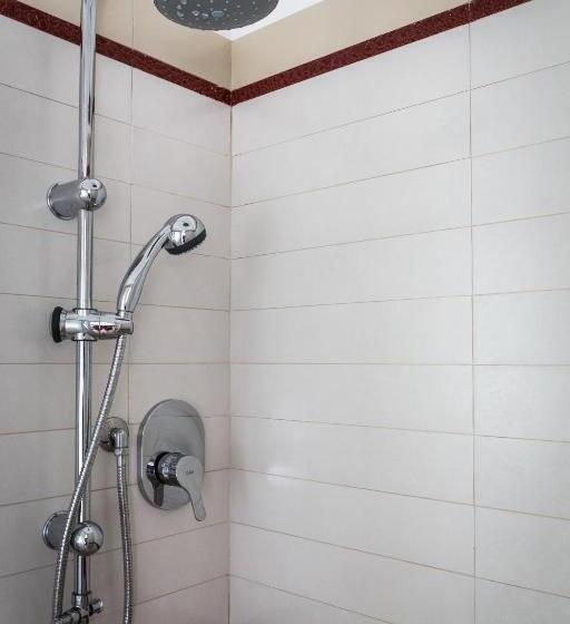 Economy Quadruple Room, Doria