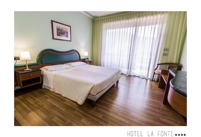 Номер Стандарт, La Fonte
