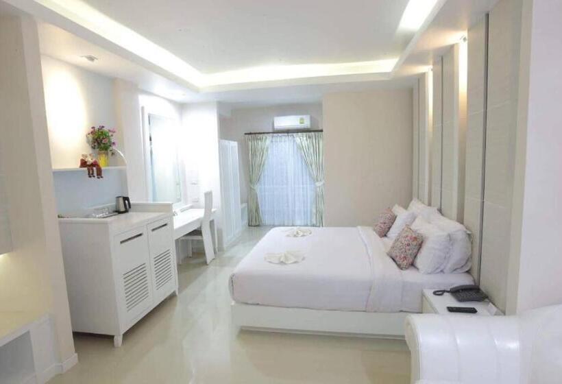 标准间, Nantrungjai Boutique