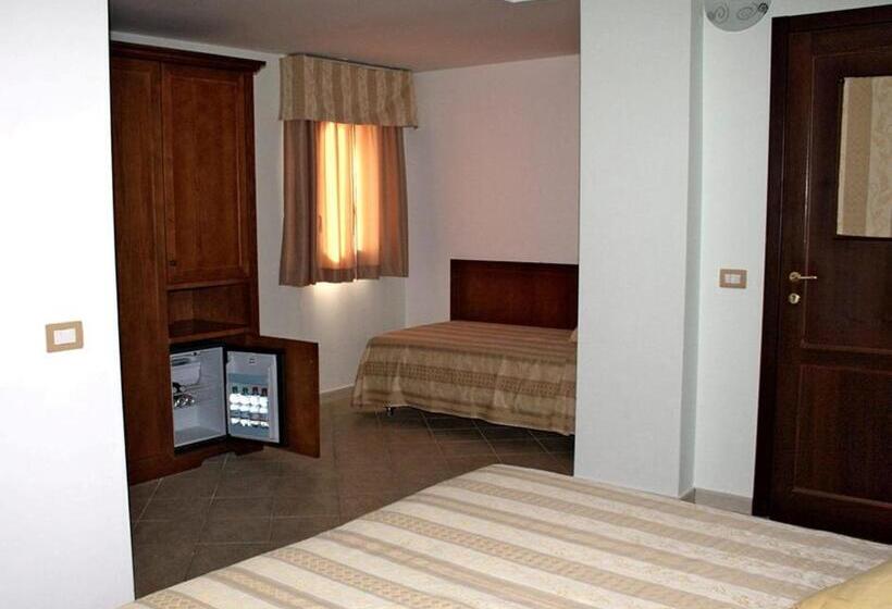 اتاق استاندارد چهار تخته, Agriturismo L'arca Di Anna Brambilla