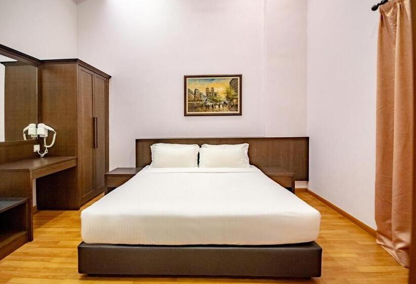 اتاق پنت هاوس, Nova Highlands
