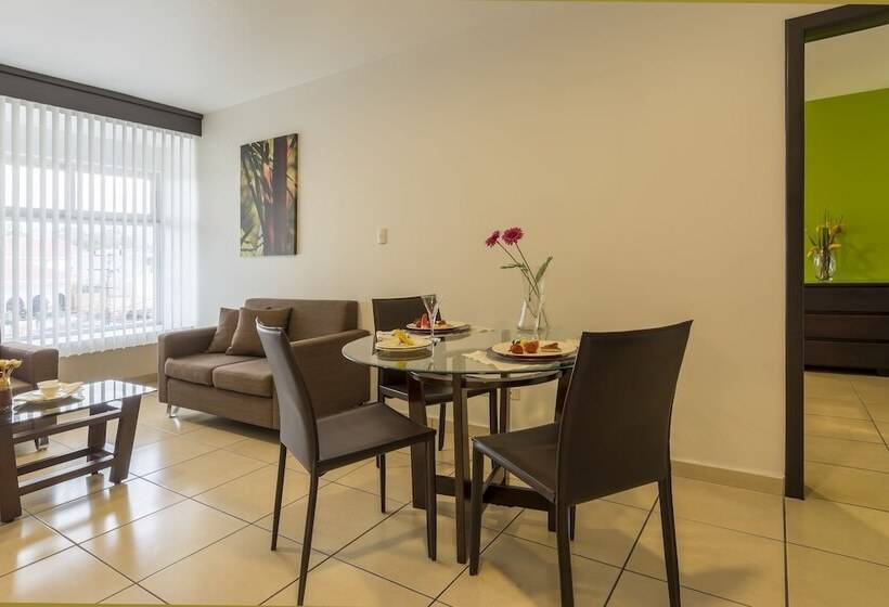 이그제큐티브 스위트, Residence Inn Suites Cristina