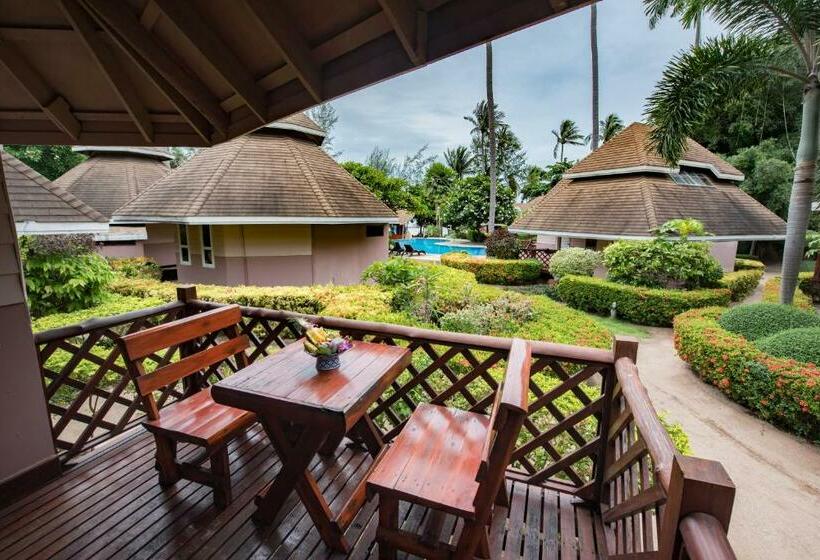 غرفة ديلوكس مطلة على حمام السباحة, Sairee Seaview Koh Tao   Hostel