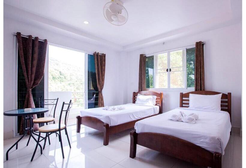 Номер Deluxe с Балконом, Namhasin House